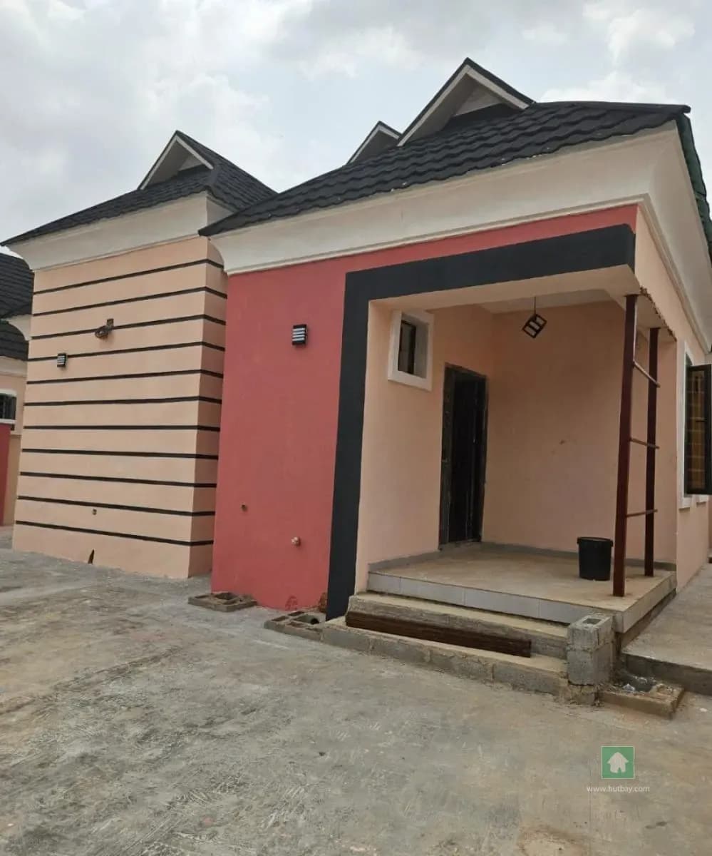 Spacious 3-Bedroom Bungalow in Ayobo, Lagos