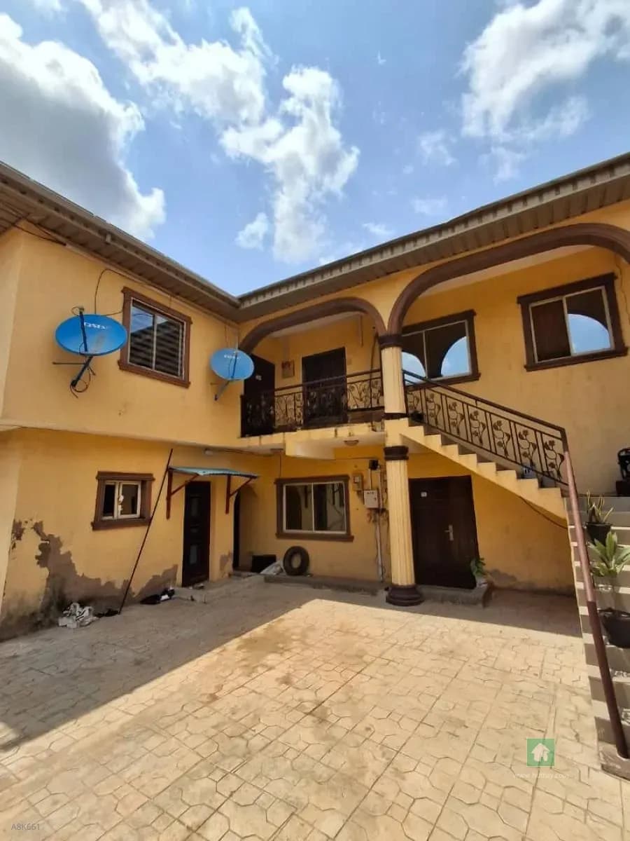 Spacious Studio Apartment in Alimosho, Lagos
