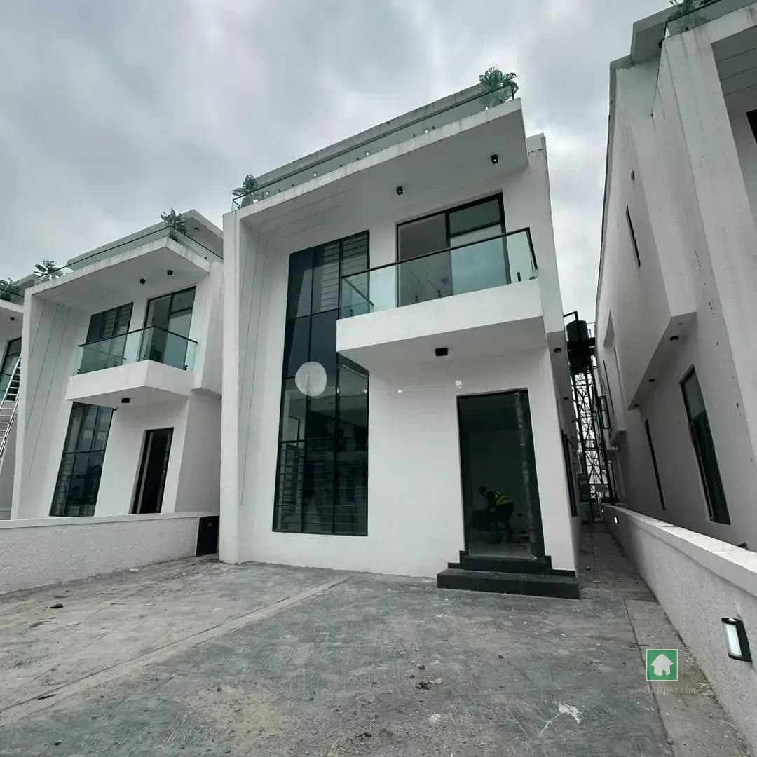 5 Bedroom Detached House in Sangotedo, Ajah, Lagos