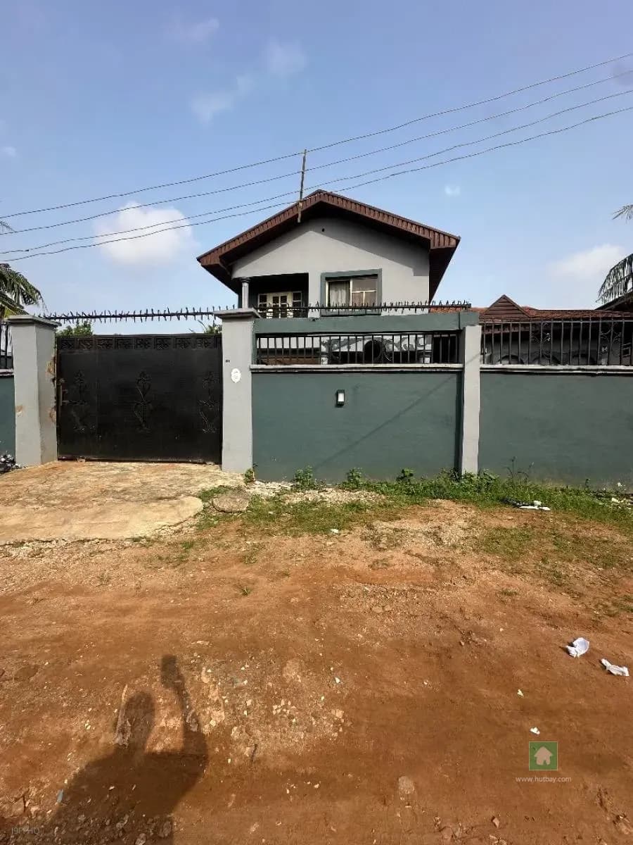 Detached House with Additional Flats in Baruwa, Ipaja