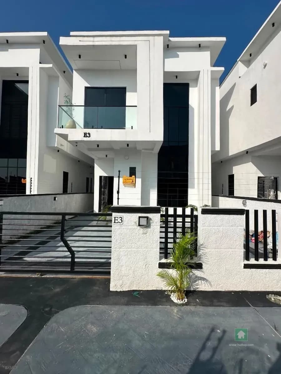 Contemporary 4-Bedroom Detached Home in Sangotedo, Ajah