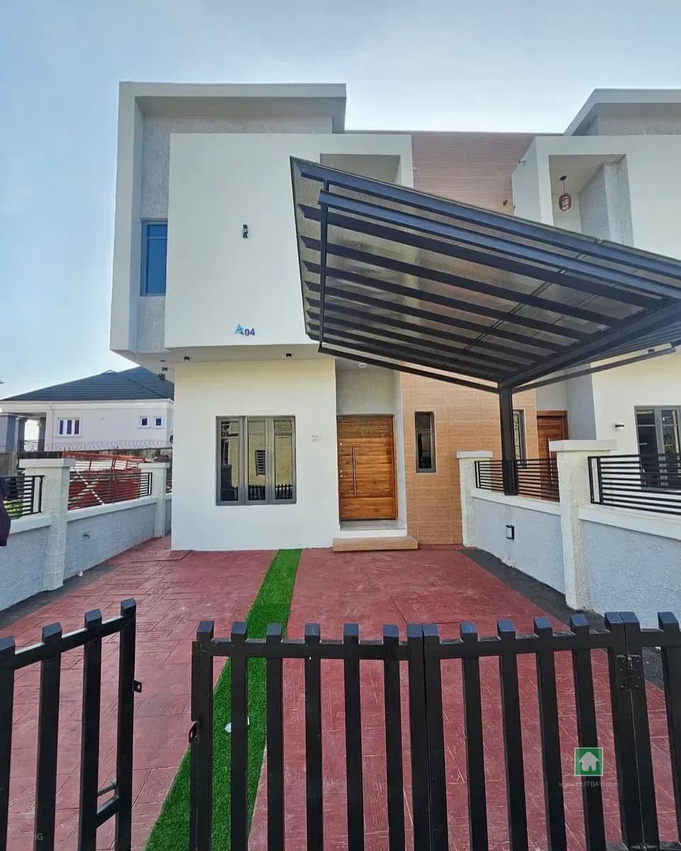 4 Bedroom Semi Detached Duplex in Secure Iyana Ipaja