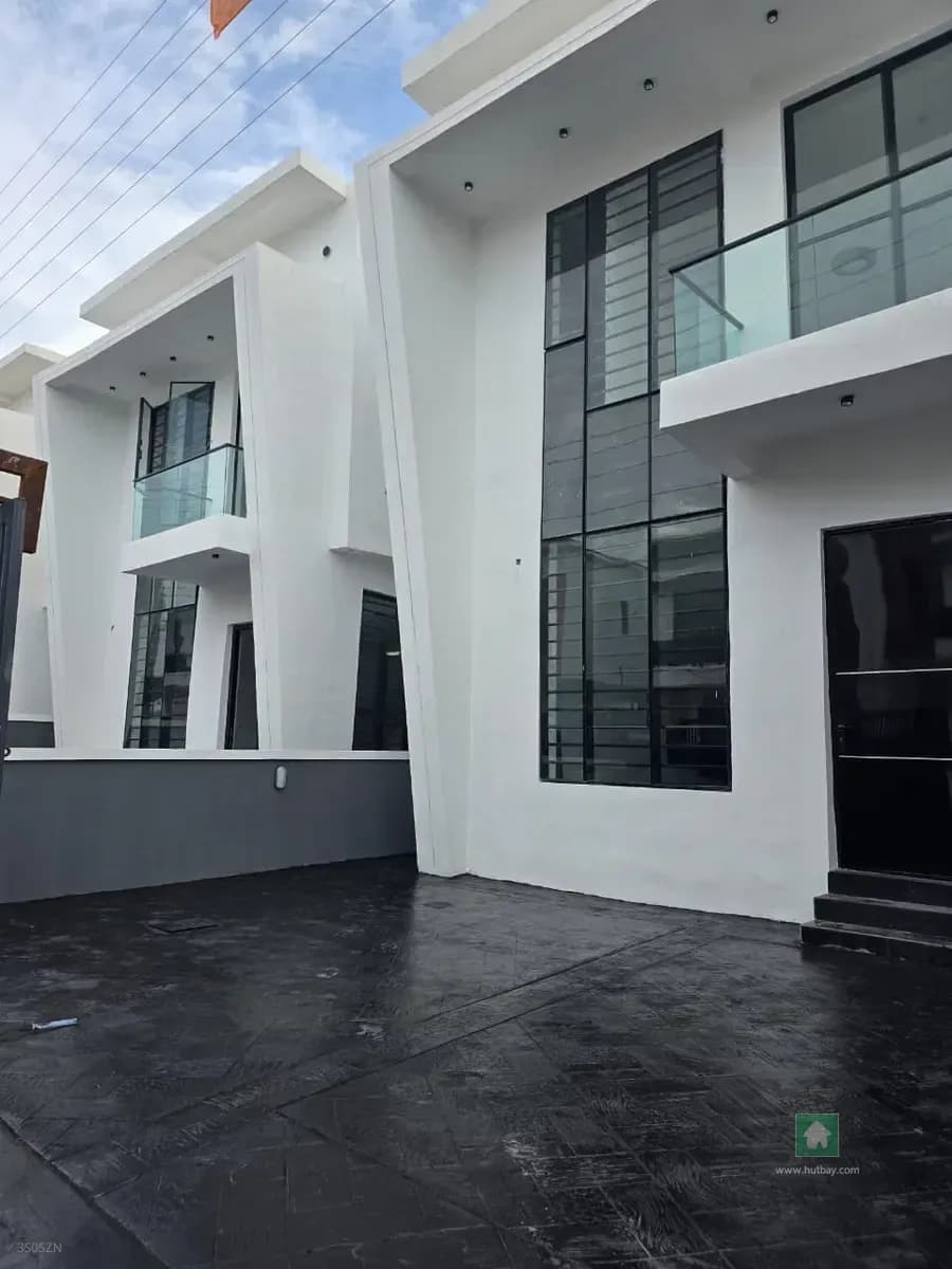 Impressive 5-Bedroom Detached Duplex in Sangotedo, Ajah