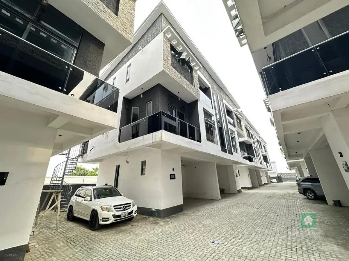 Five-Bedroom Semi-Detached Duplex in Sangotedo, Ajah, Lagos