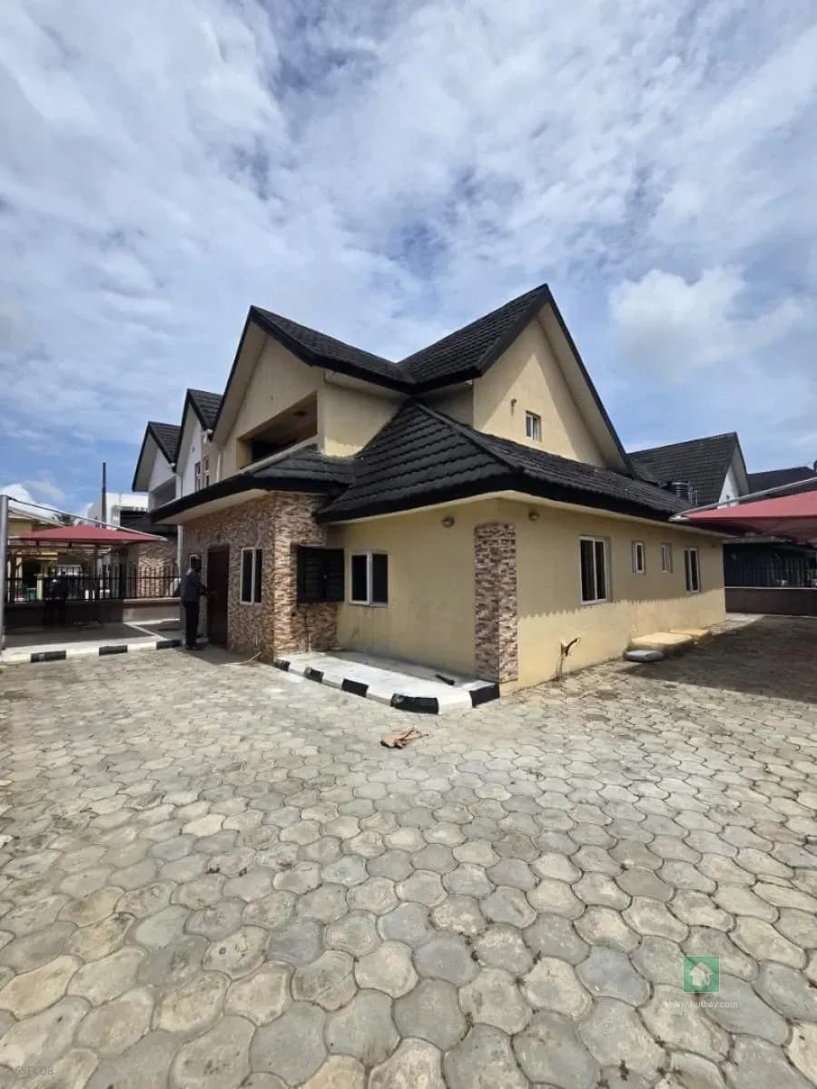 Spacious 4-Bedroom Semi-Detached Duplex in Sangotedo, Ajah