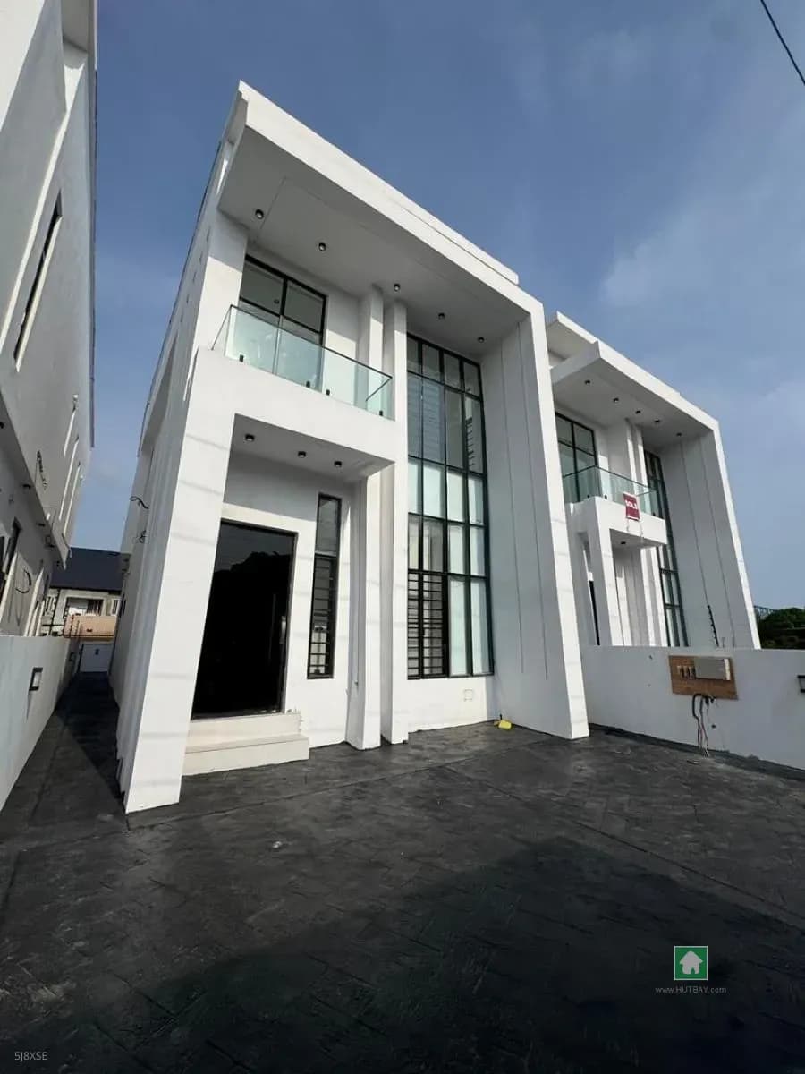 Detached 4 Bedroom Duplex in Sangotedo, Ajah