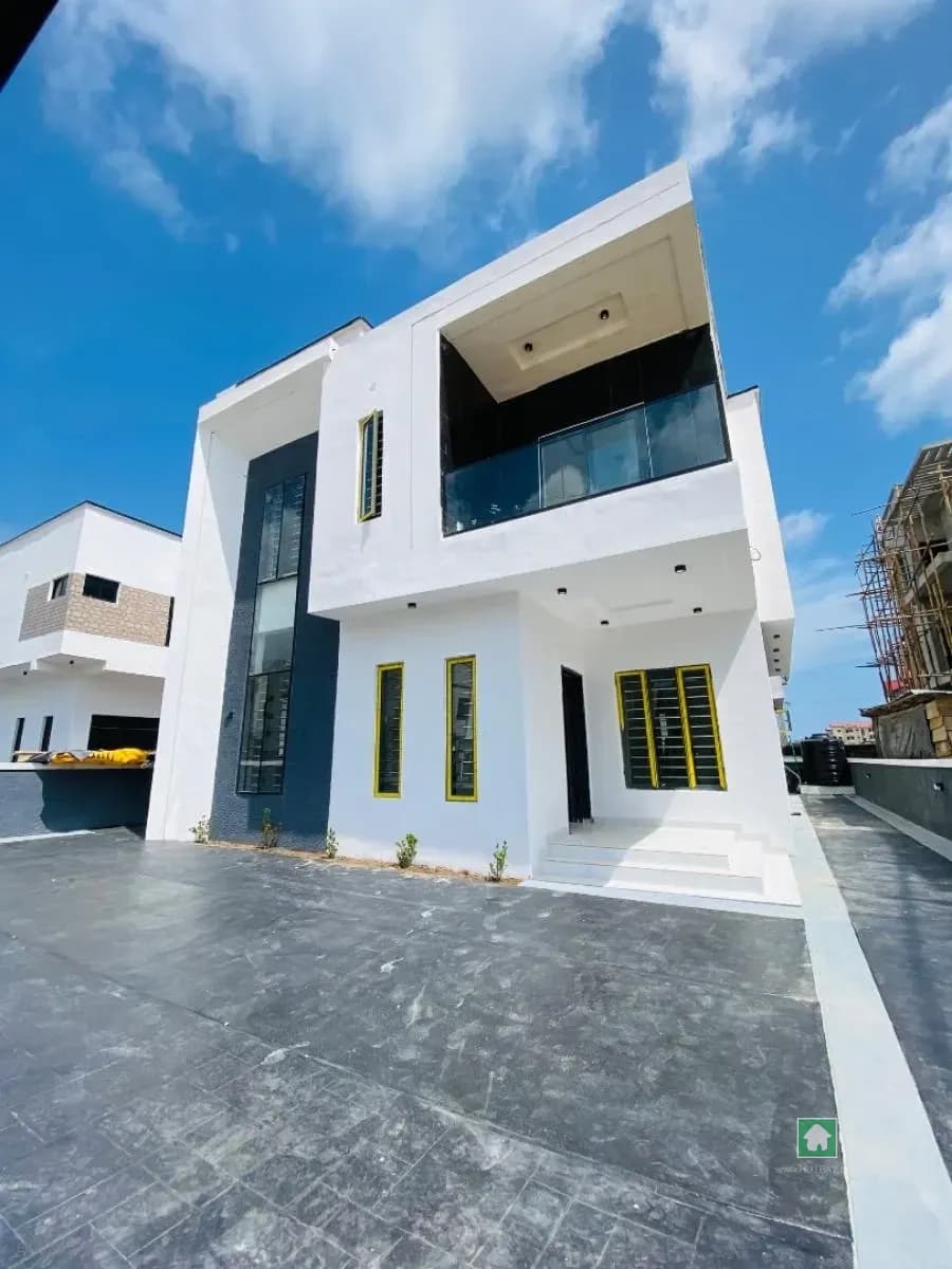 Spacious 5-Bedroom Detached Duplex in Sangotedo