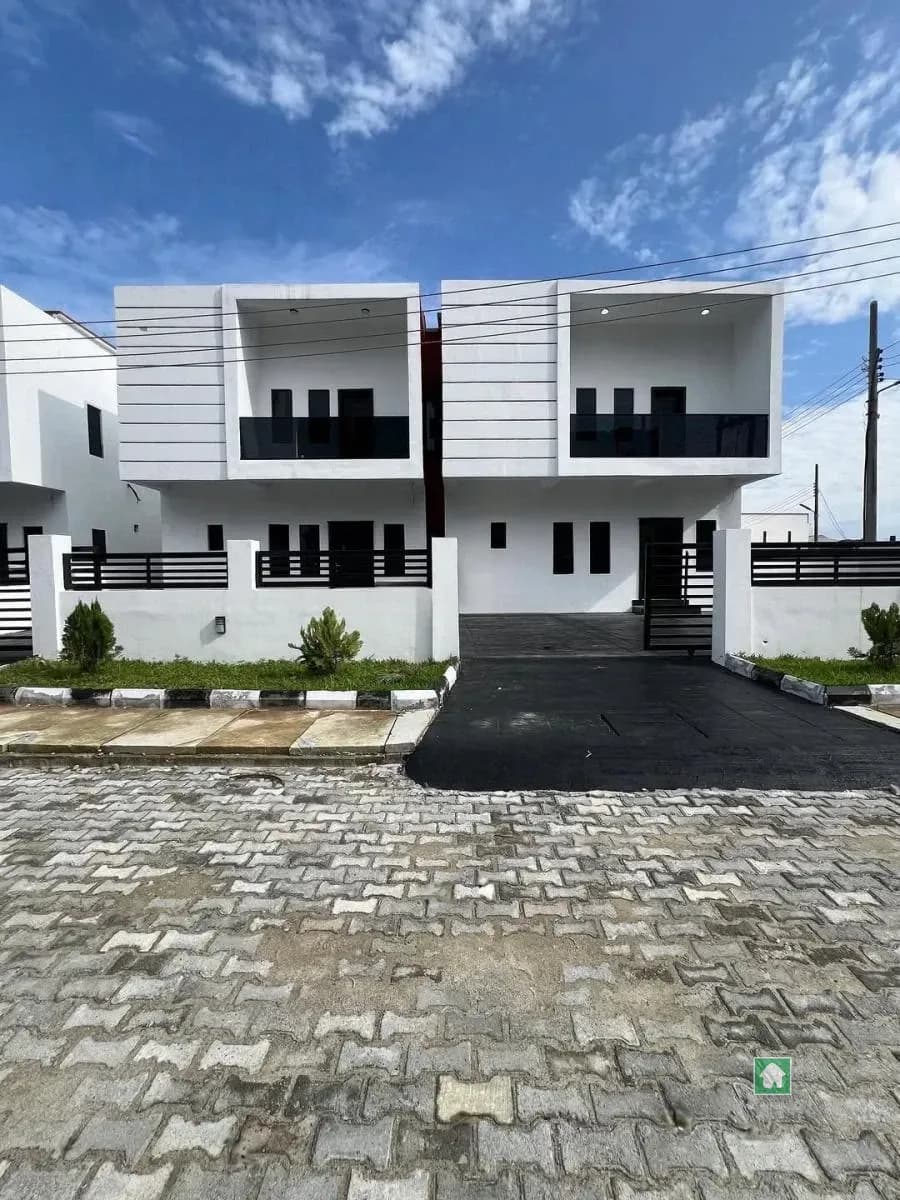 Spacious 4-Bedroom Semi-Detached Home in Sangotedo, Ajah