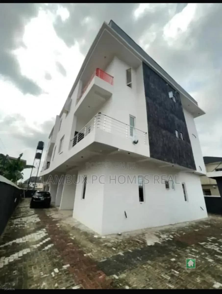 Modern 2-Bedroom Flat Apartment in Sangotedo, Ajah
