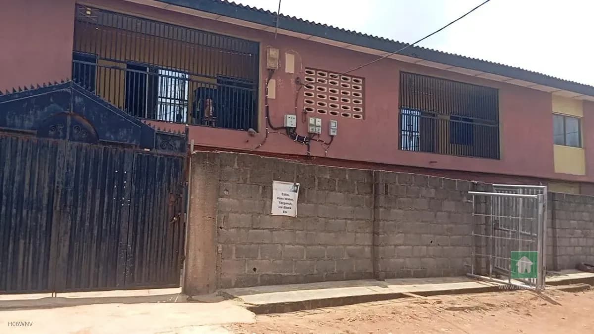 Block of Flats in Baruwa, Ipaja – Spacious Investment Opportunity