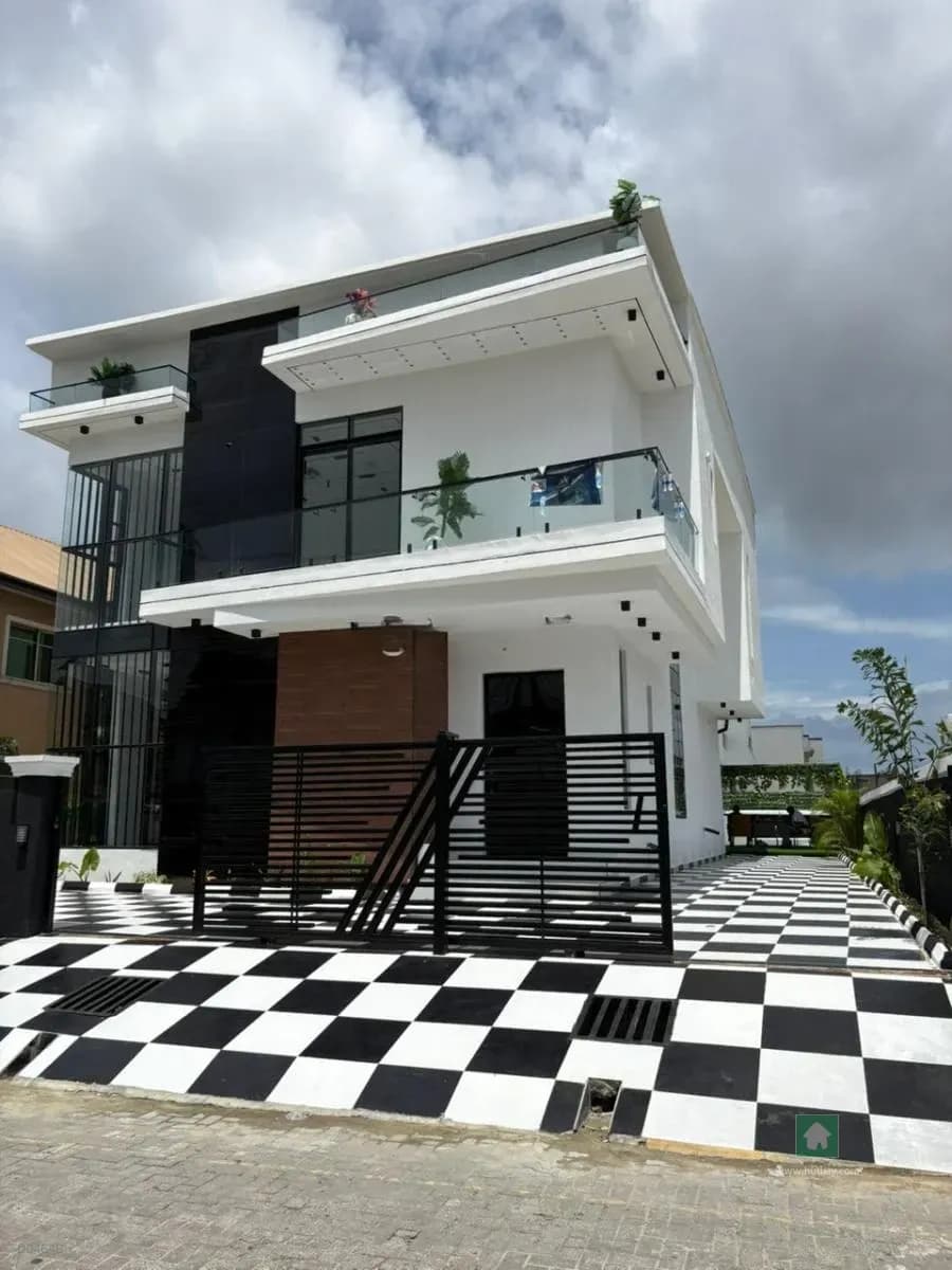 Detached 5 Bedroom Home with BQ and Pool in Sangotedo, Ajah