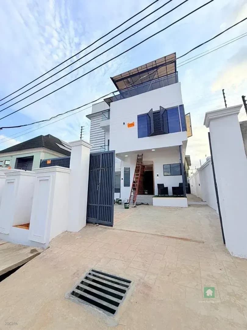 Contemporary 5 Bedroom Detached Duplex in Ogba, Ikeja