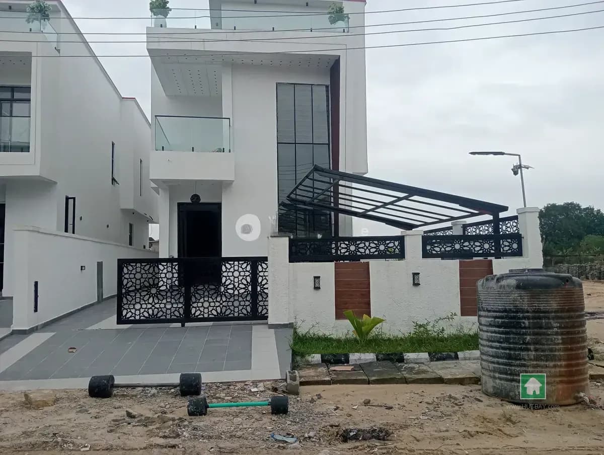 5-Bedroom Detached Duplex in Sangotedo, Ajah