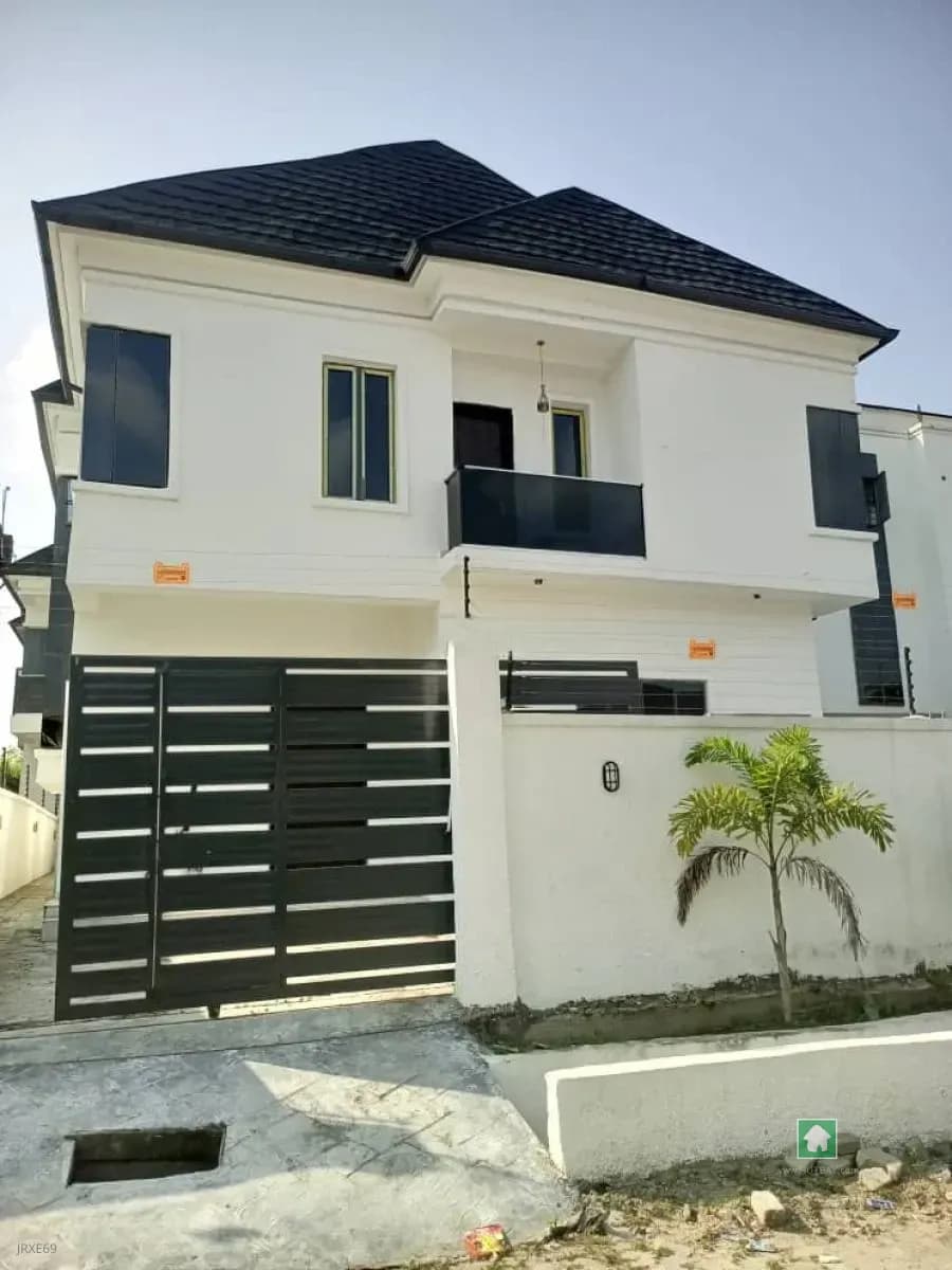 Spacious 5-Bedroom Detached Duplex in Sangotedo, Ajah