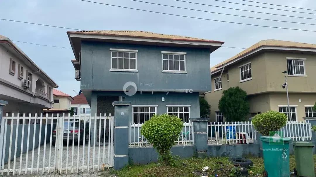 Spacious 5-Bedroom Detached Duplex in Crown Estate, Sangotedo
