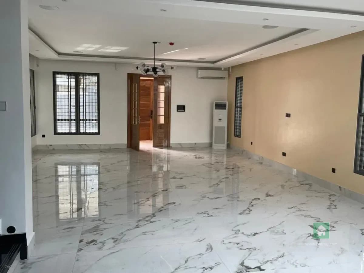 Spacious 5-Bedroom Detached Duplex for Sale in Sangotedo, Ajah