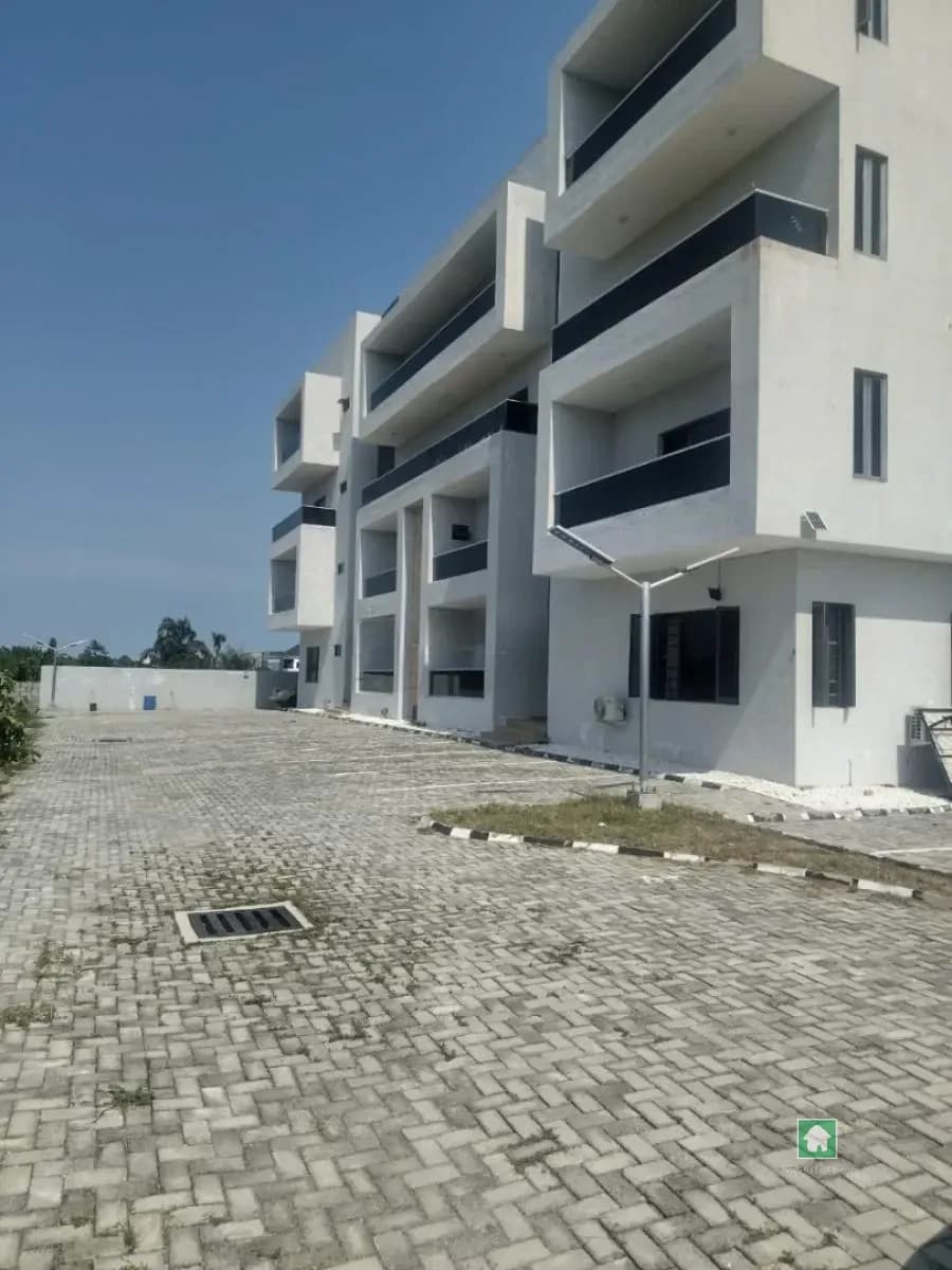 Spacious 3-Bedroom Flat for Rent in Sangotedo, Lagos