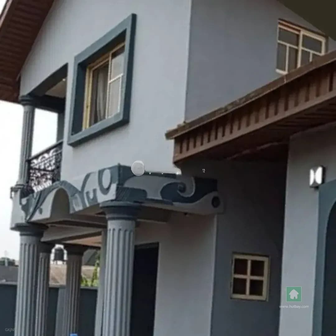 Detached 4-Bedroom Home with Additional Flats in Baruwa, Ipaja