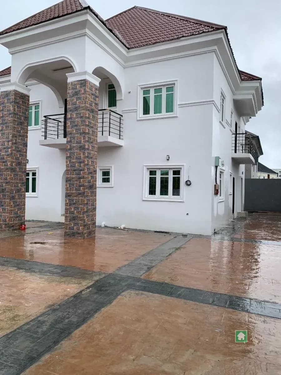 Spacious 3-Bedroom Flat in Sangotedo, Ajah, Lagos