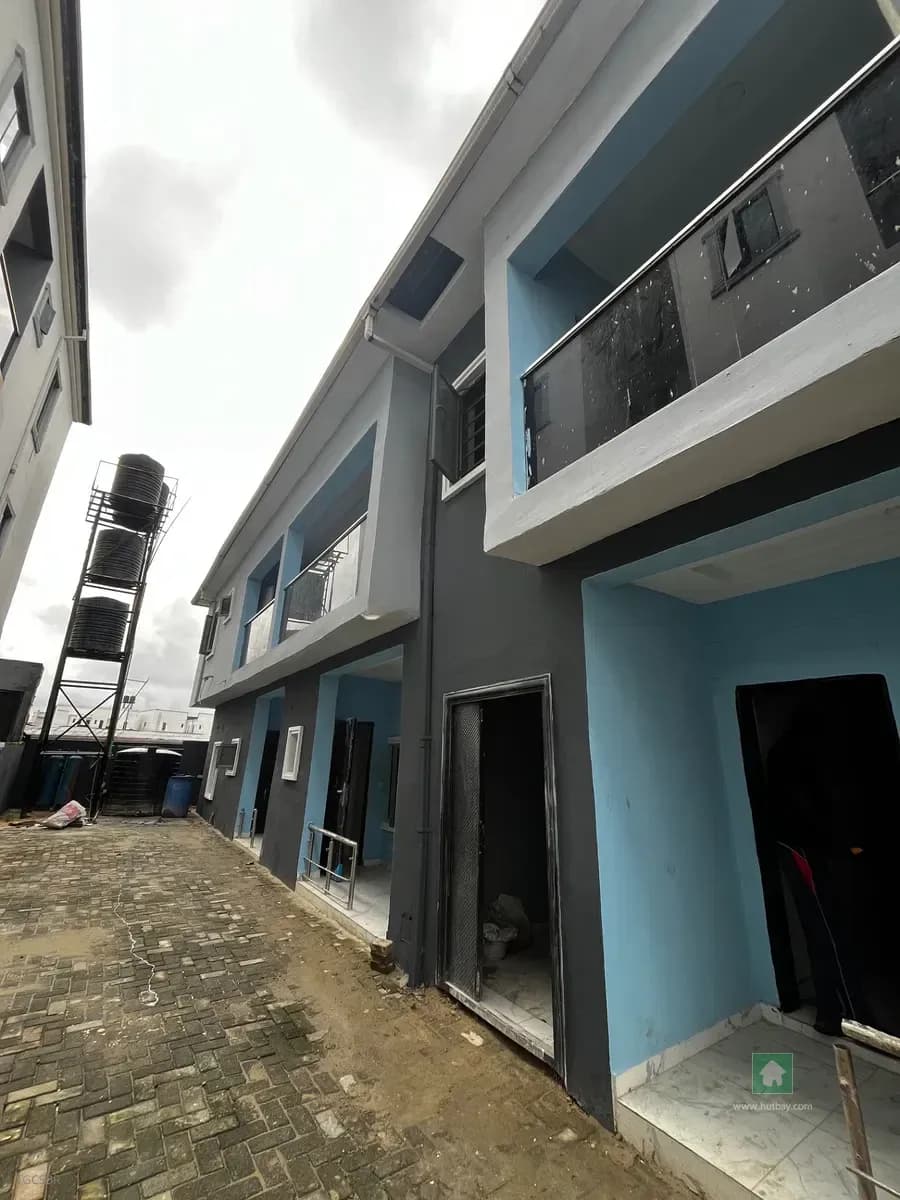 Bright and Spacious 2-Bedroom Flat Apartment in Sangotedo, Ajah