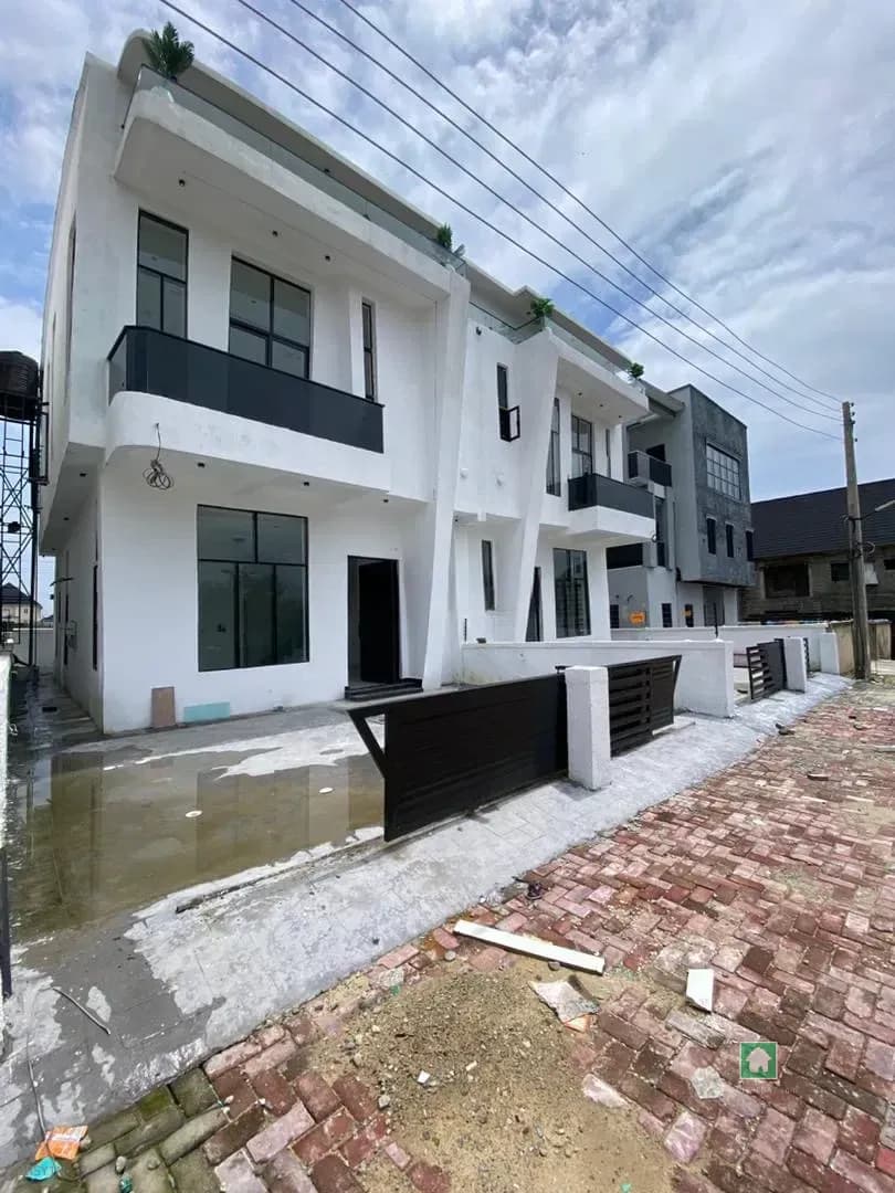 Investment Opportunity: 4 Bedroom Semi-Detached in Sangotedo