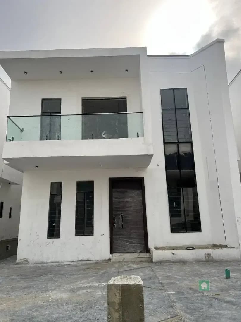 Elegant 4 Bedroom Semi-Detached House in Sangotedo, Ajah
