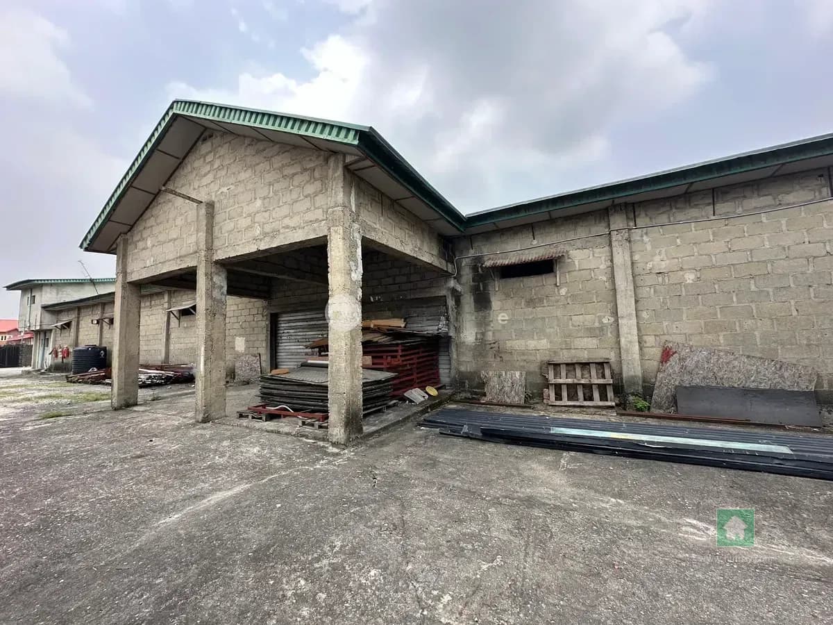 Warehouse For Sale in Sangotedo, Ajah, Lagos