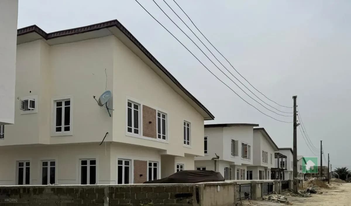 Spacious Detached Duplex with 4 Bedrooms in Sangotedo, Lagos