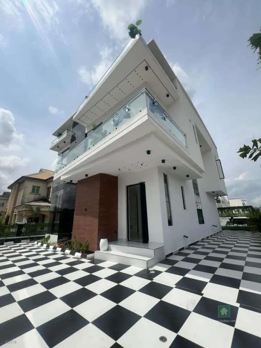 Spacious 5-Bedroom Detached Duplex in Sangotedo, Ajah, Lagos