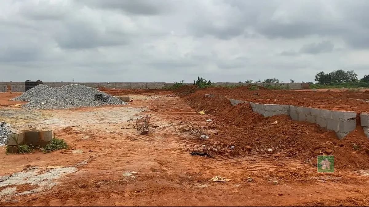 300sqm Land for Sale in Iyana Ipaja, Lagos